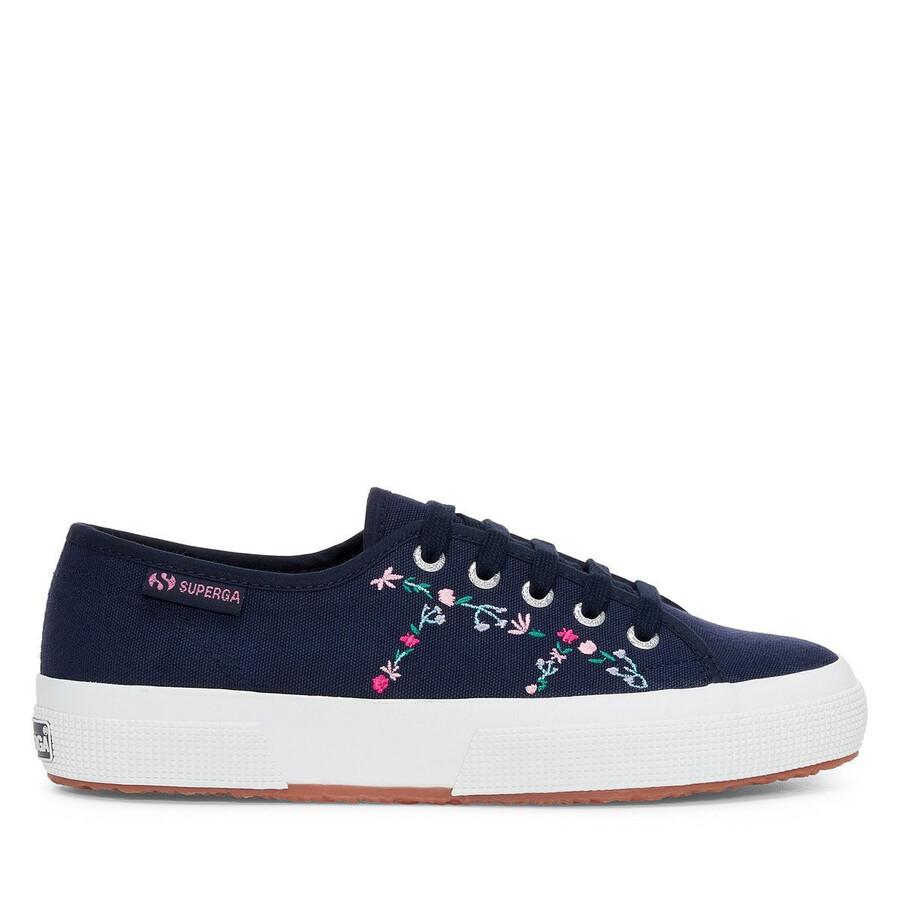 2750 petites fleurs broderie