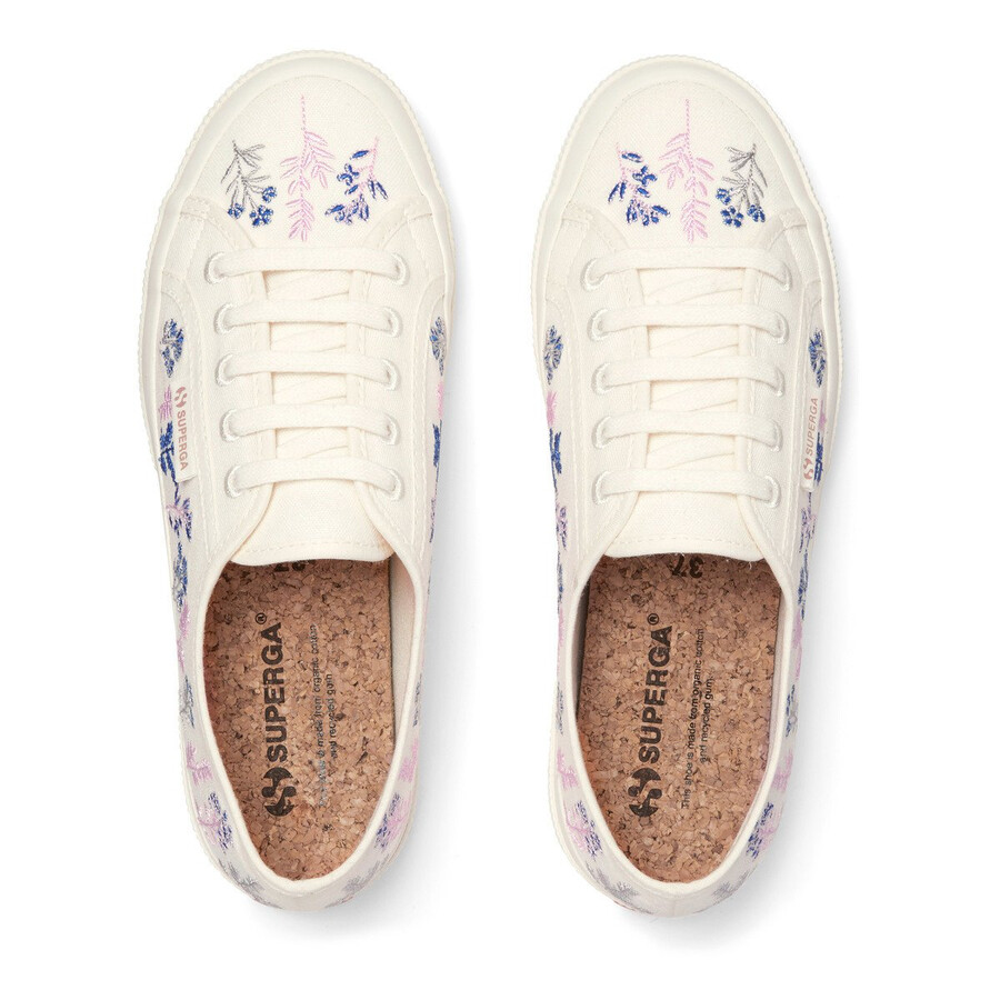 2750 broderie de fleurs biologiques